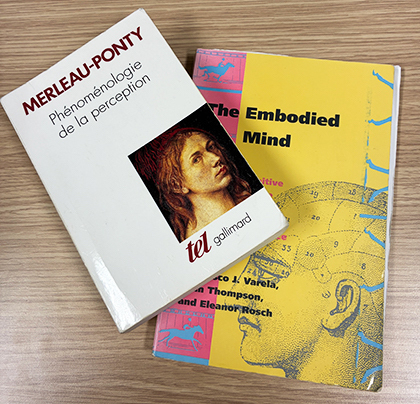 メルロ＝ポンティ『知覚の現象学』とヴァレラ、トンプソン、ロッシュ『身体化された心』