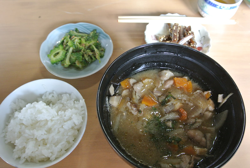 地域の食材をふんだんに利用した昼食