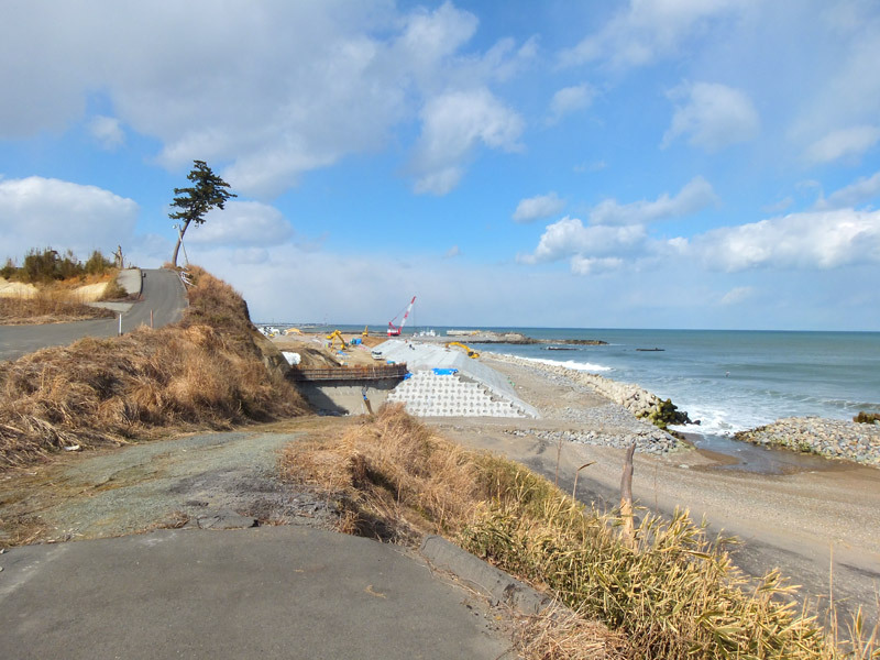 護岸工事中の海岸