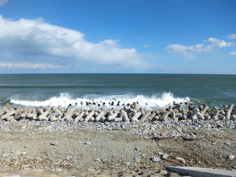 テトラポットの並ぶ海岸