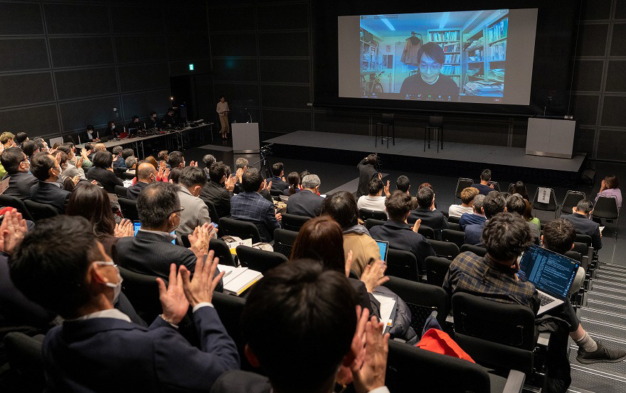 オンラインで登壇された福岡大学法学部教授の山下慎一さん